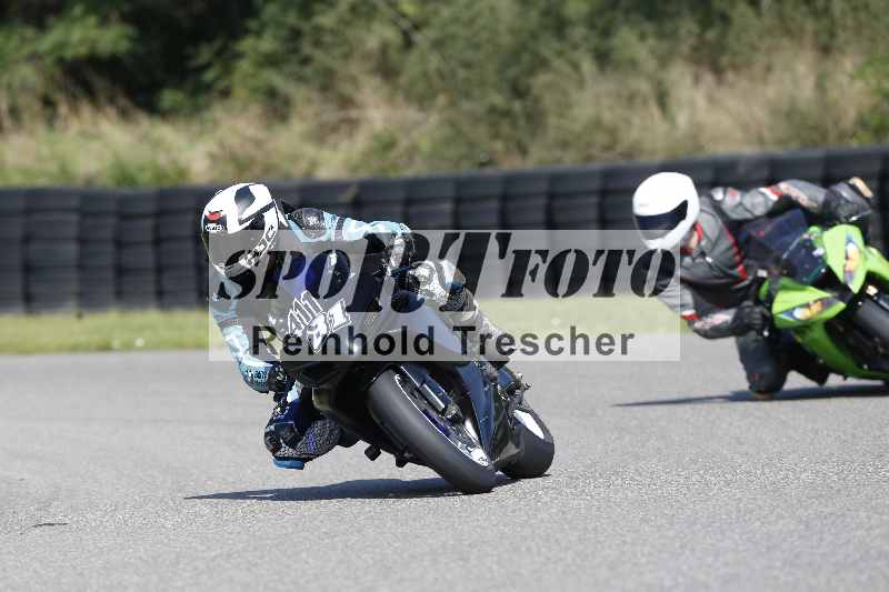 /44 09.08.2025 Plüss Moto Sport ADR/Freies Fahren/411
